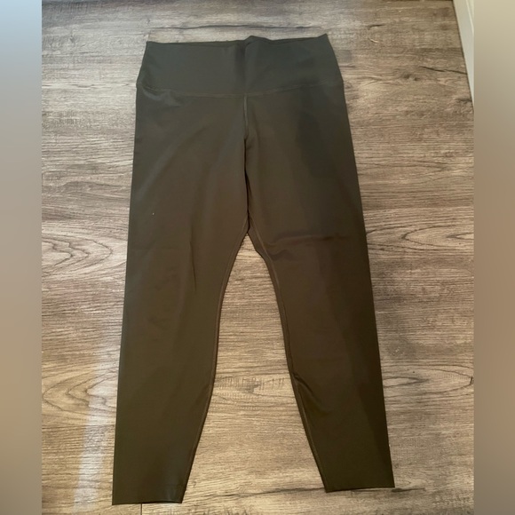 Nike Yoga/Athletic Leggings - Picture 1 of 2